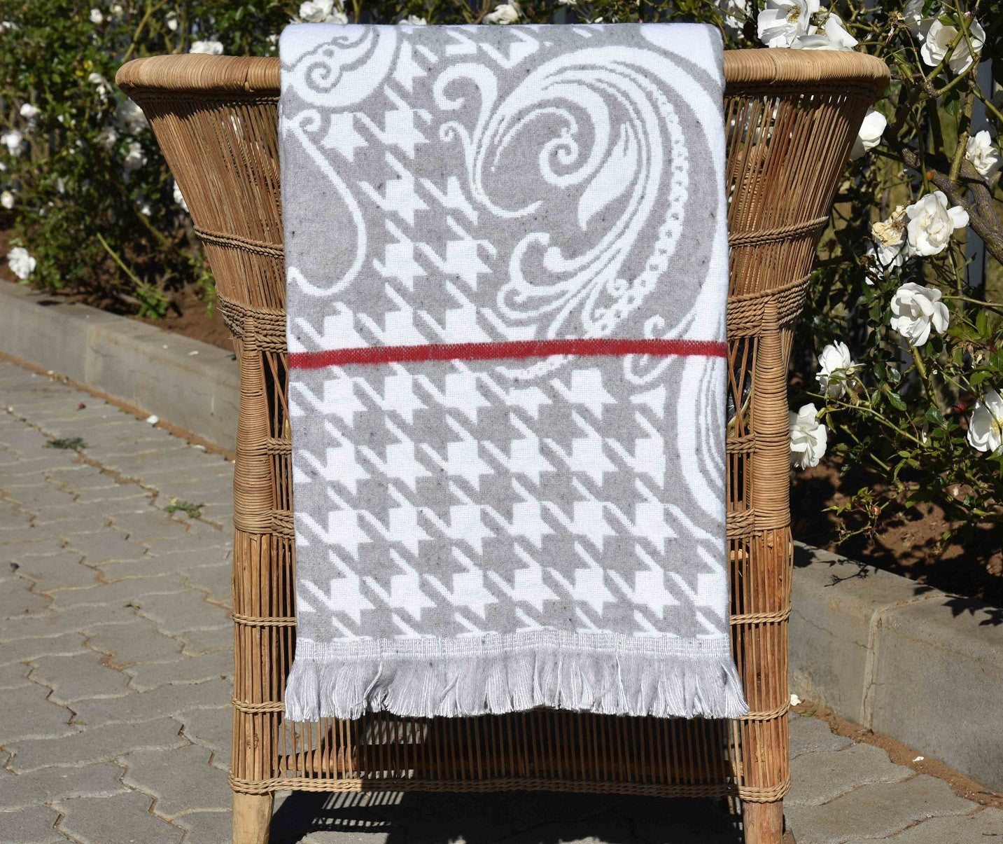BASOTHO FRILL