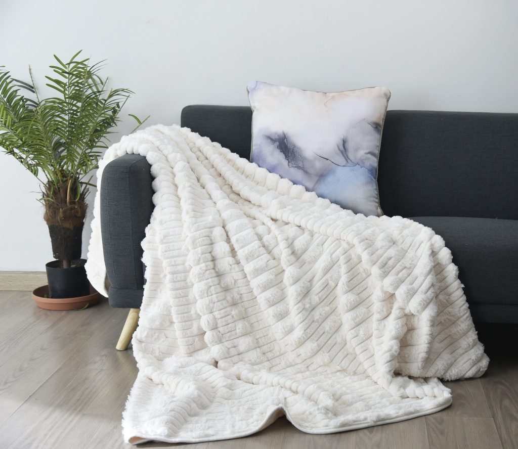 Cleopatra Faux Fur Blanket Queen/King Size as a perfect gift idea