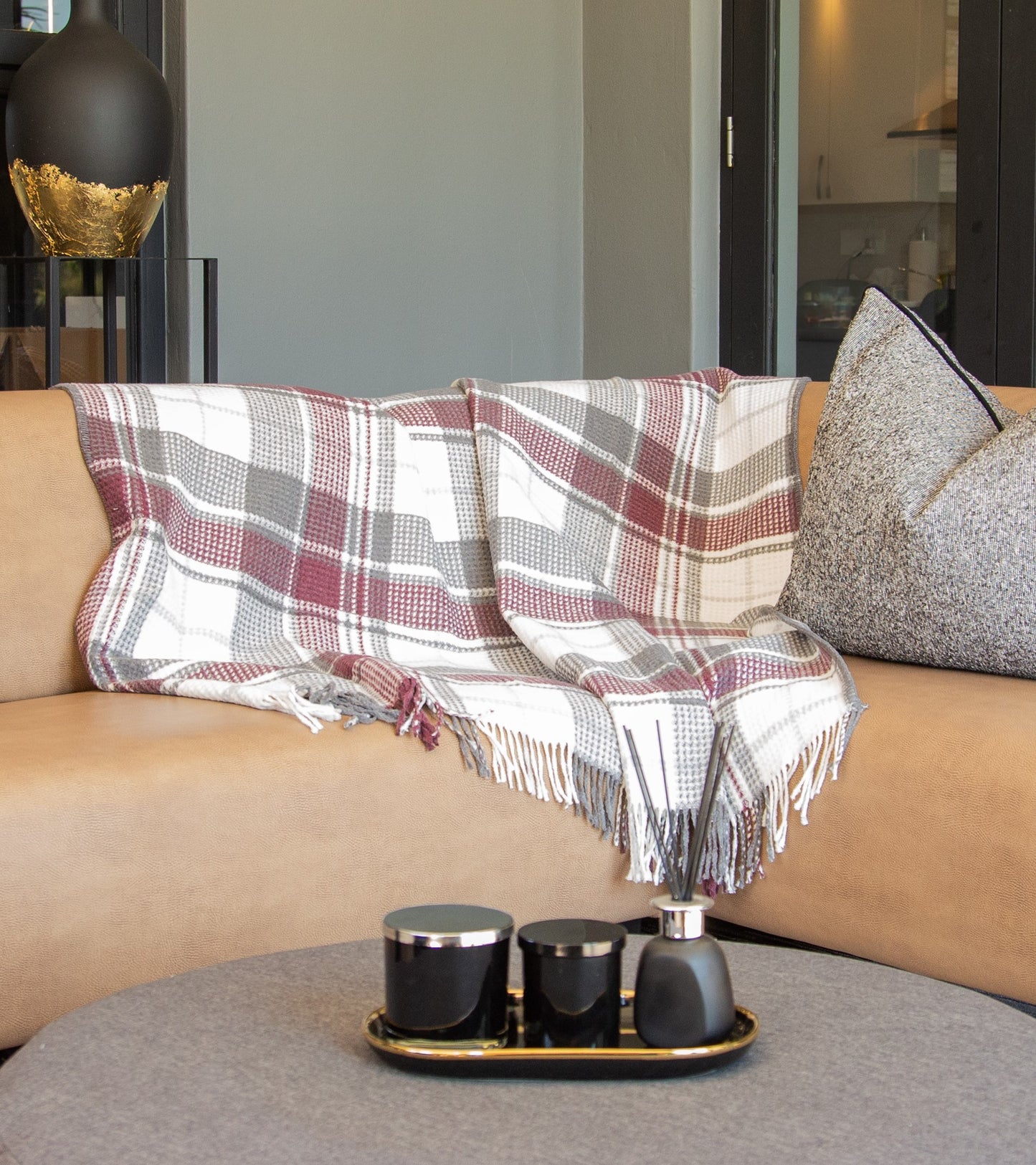 Cotton-rich colorful throw blanket for warmth and style