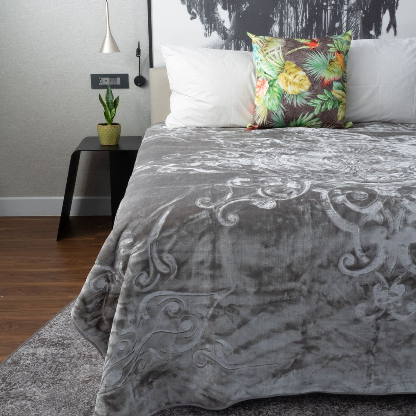 Winter comfort with thick Amigo mink blanket