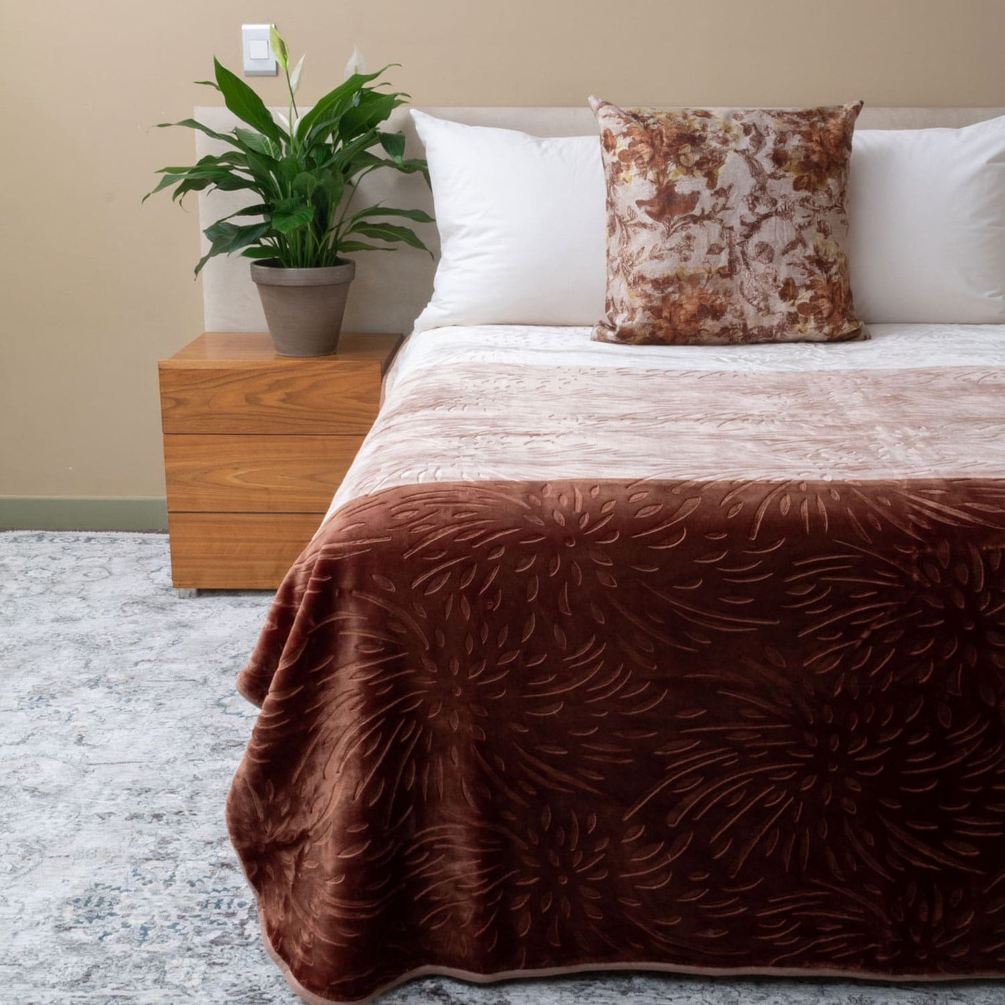 COLOURFUL FAUX MINK BLANKET - 1 Ply Queen