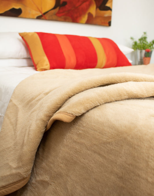 Hotel Plain Blanket single size 150x200cm in soft acrylic fur-pile