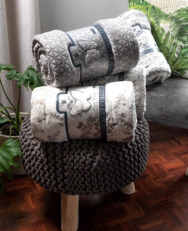 Machine washable Plush Luxury Throw Blanket, easy care and maintenance