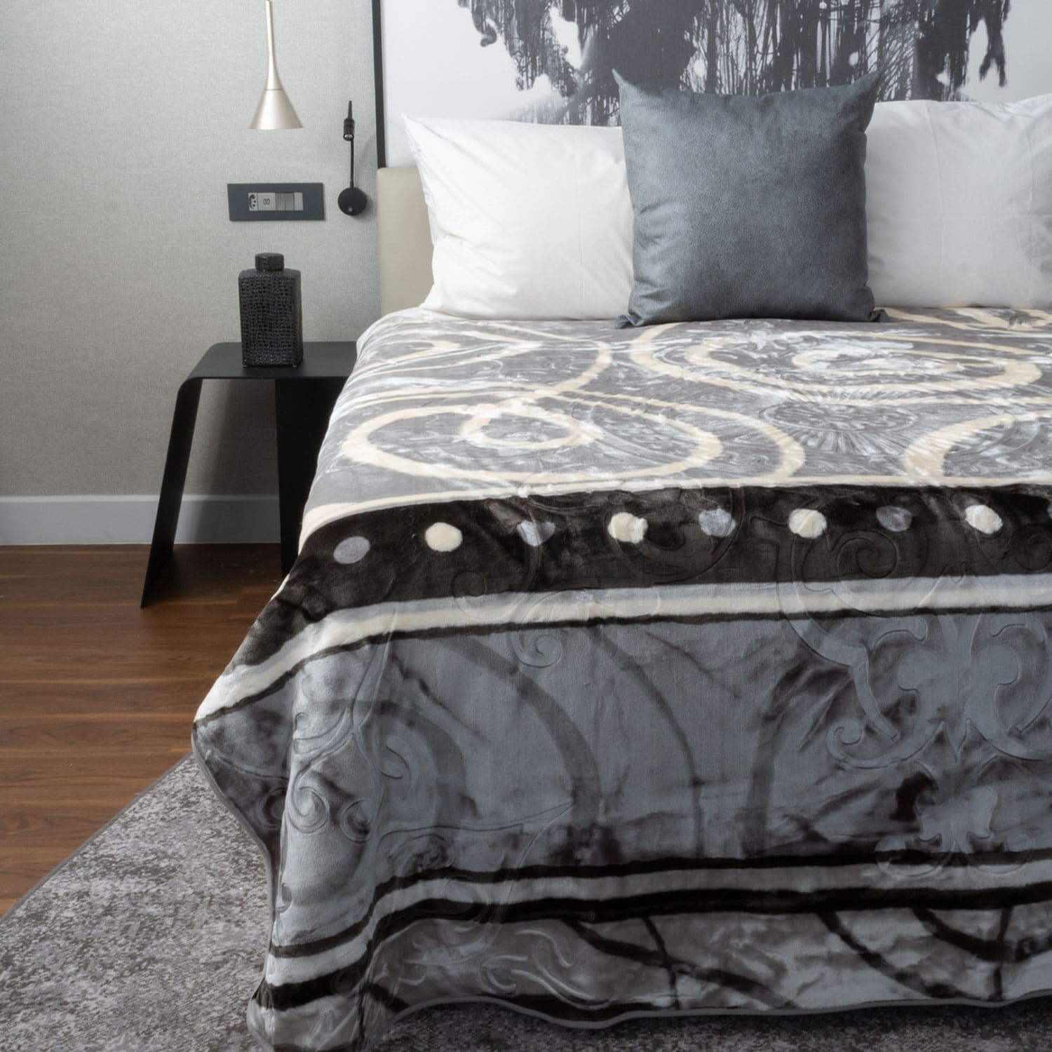 Amigo mink blanket as a cozy gift idea