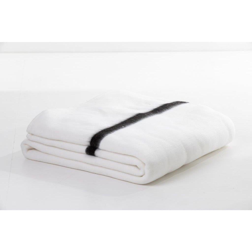 Black Stripe Traditional Tribal Blanket 180x220cm, perfect for home decor